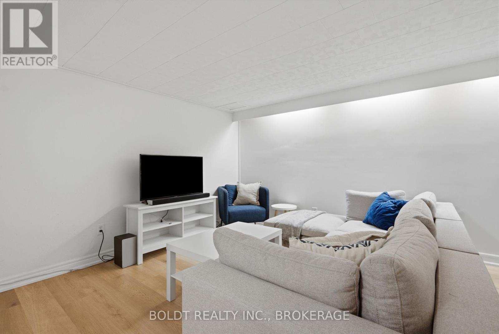 27 - 242 Lakeport Road, St. Catharines, Ontario  L2N 6V2 - Photo 30 - X13448266