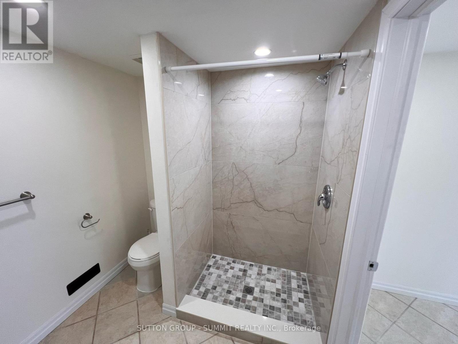 577 Oshawa Boulevard N, Oshawa, Ontario  L1G 5T8 - Photo 13 - E13245956