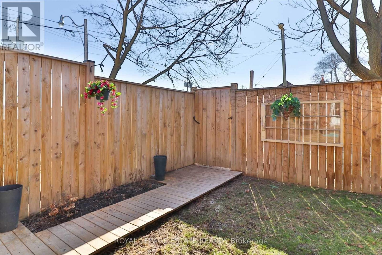 2 Rushbrooke Avenue, Toronto, Ontario  M4M 3A9 - Photo 30 - E13445062