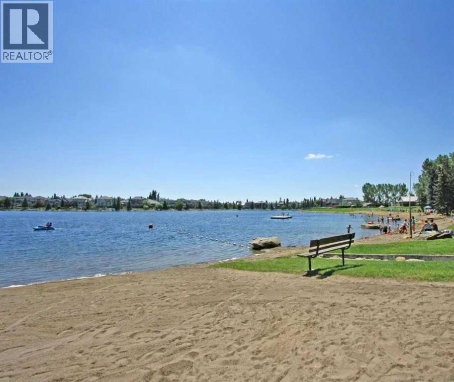 76 Sunlake Gardens Se, Calgary, Alberta  T2X 3G4 - Photo 2 - A2310209