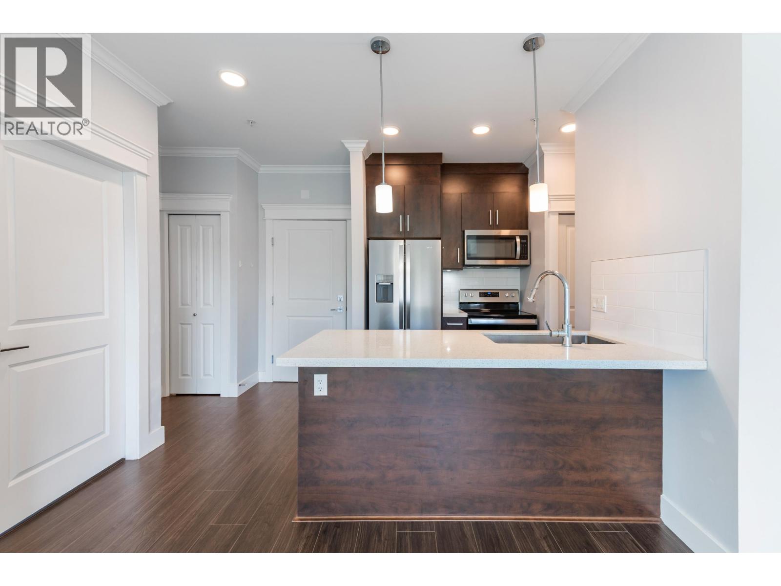 402 2229 Atkins Avenue, Port Coquitlam, British Columbia  V3C 1Y5 - Photo 12 - R3136073