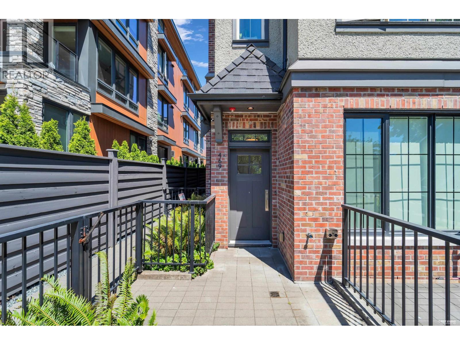 Listing image 16