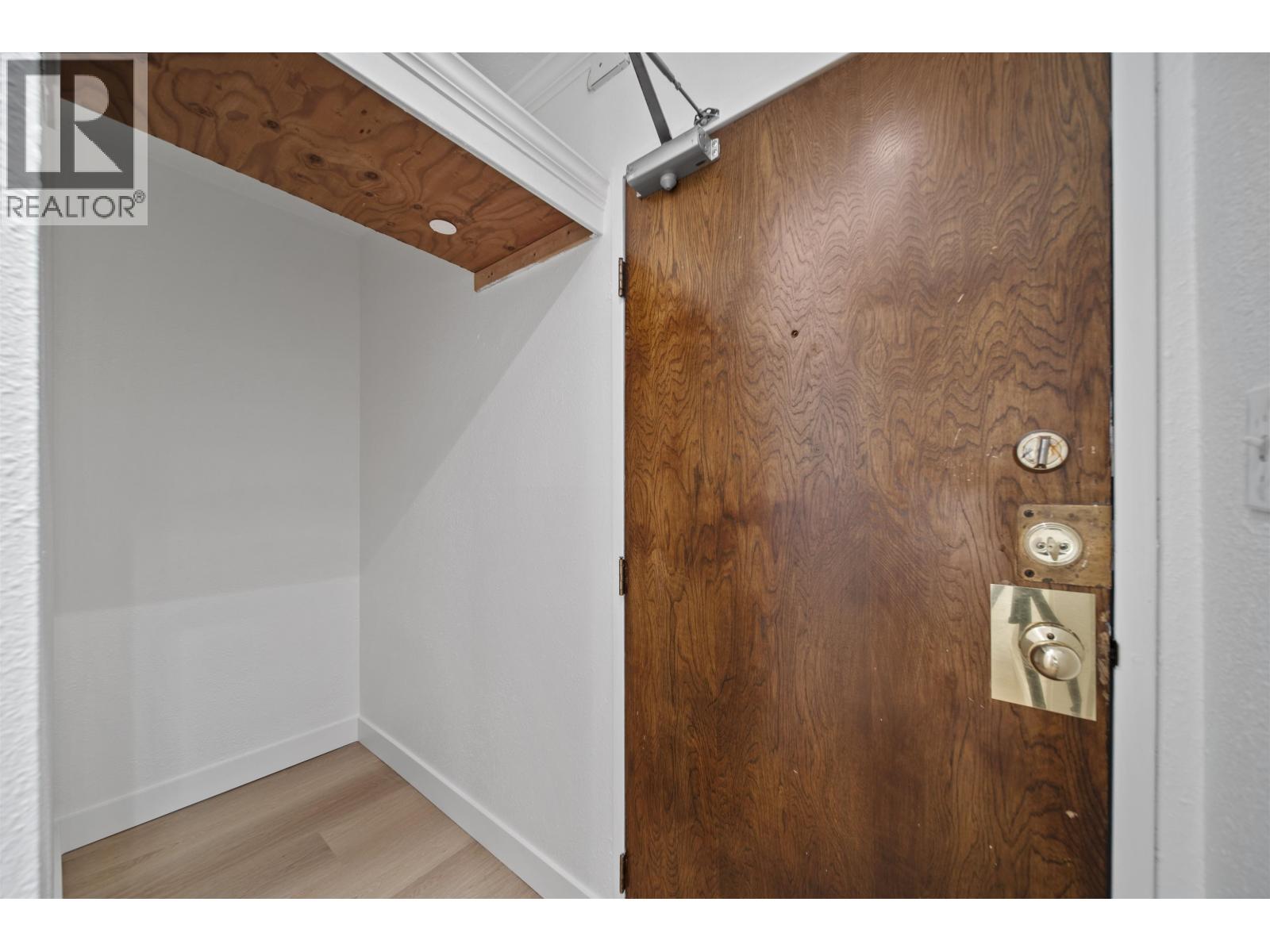 606 756 Great Northern Way, Vancouver, British Columbia  V5T 1E4 - Photo 18 - R3136127