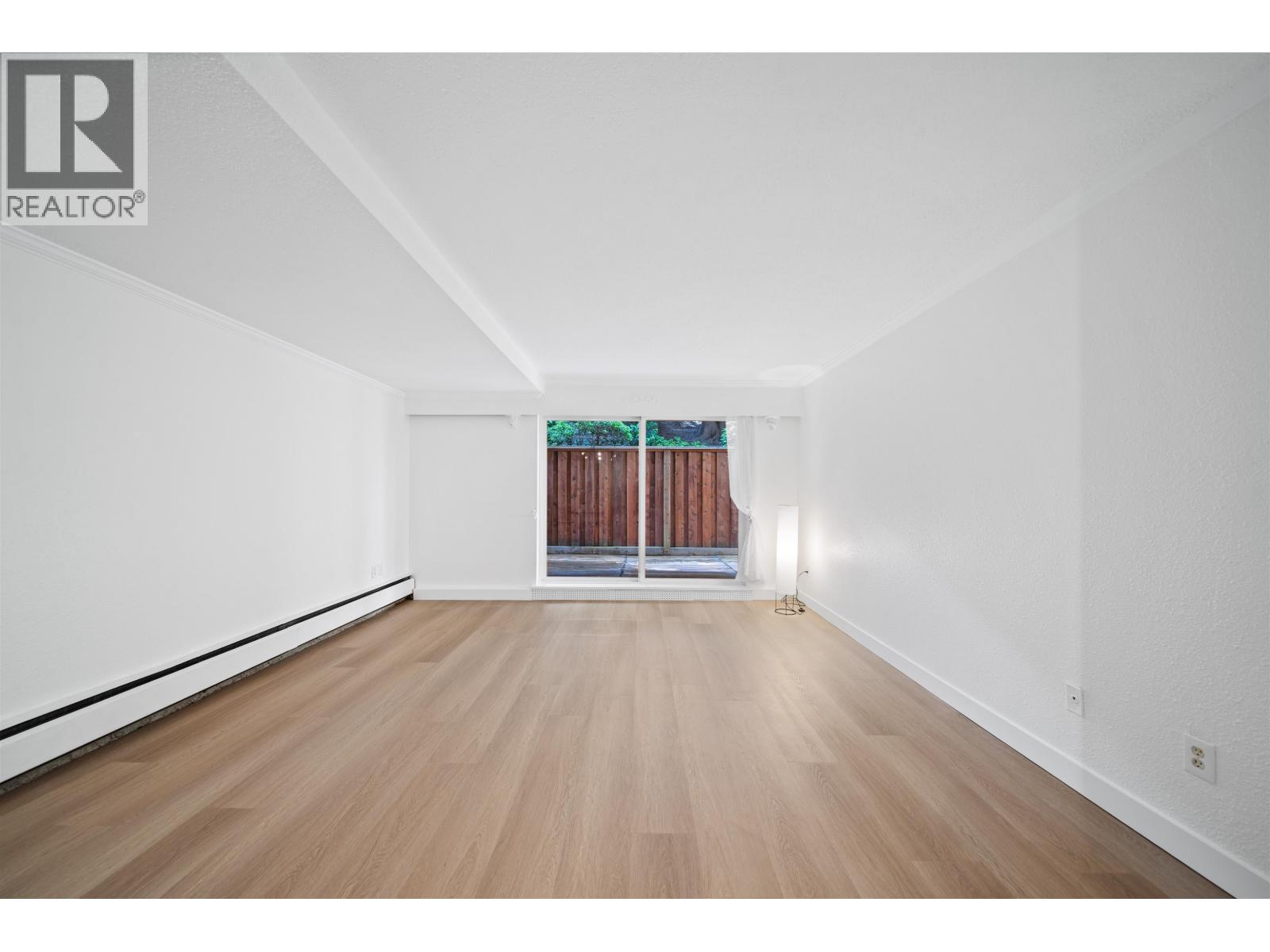 606 756 Great Northern Way, Vancouver, British Columbia  V5T 1E4 - Photo 4 - R3136127