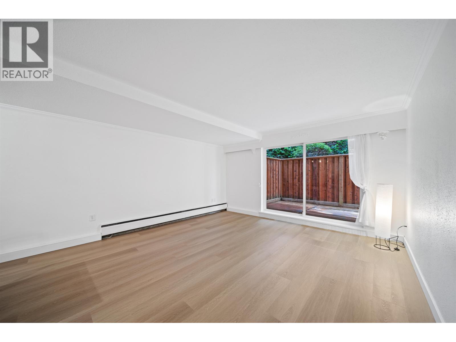 606 756 Great Northern Way, Vancouver, British Columbia  V5T 1E4 - Photo 7 - R3136127