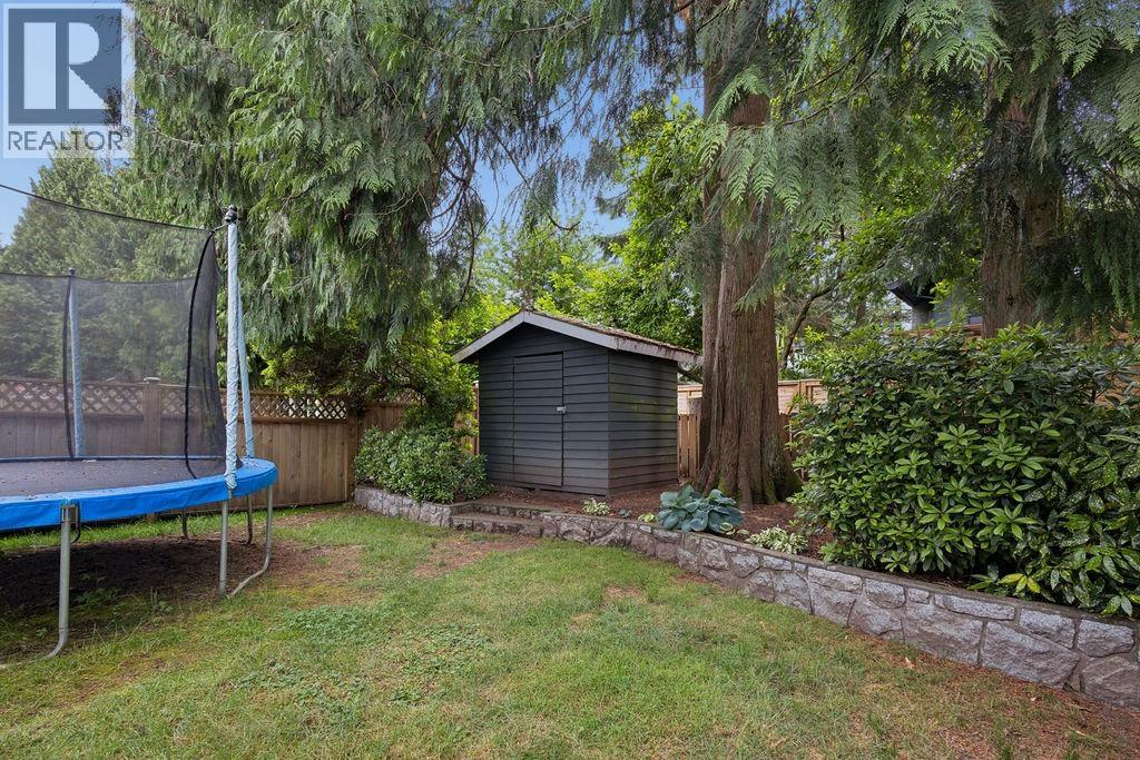 3285 Fromme Road, North Vancouver, British Columbia  V7K 2E1 - Photo 32 - R3136085