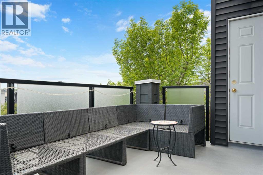 404, 20 Sierra Morena Mews Sw, Calgary, Alberta  T3H 3K6 - Photo 3 - A2320193