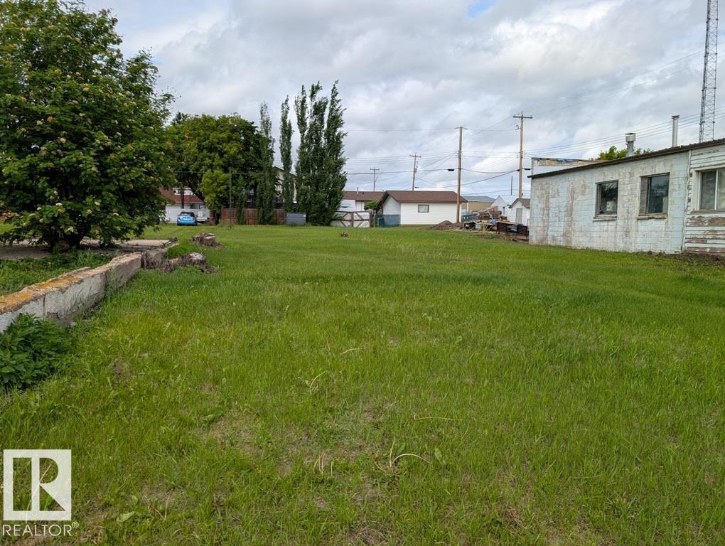 5016 49 AV, holden, Alberta