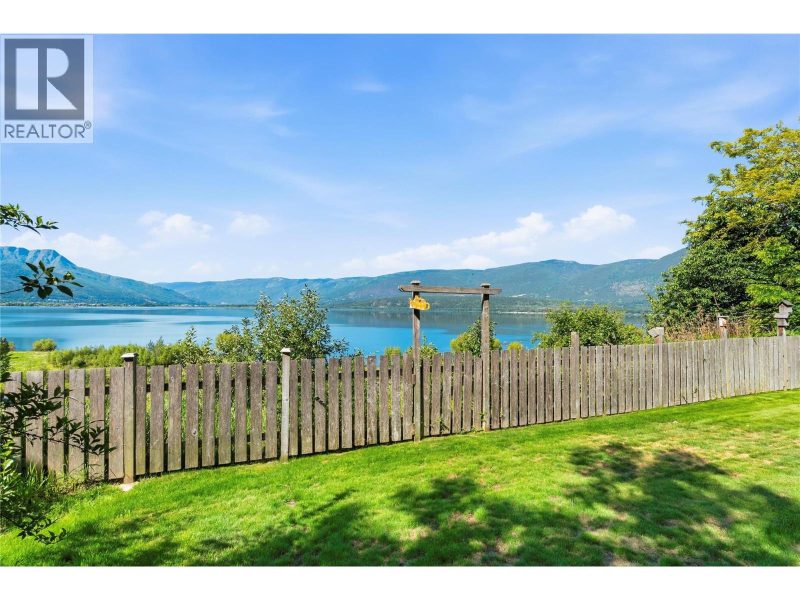 4551 13 Street NE, Salmon Arm, British Columbia  V1E 1E3 - Photo 71 - 10390922