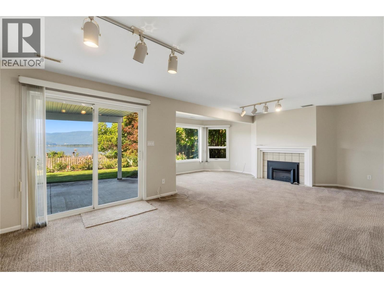 4551 13 Street NE, Salmon Arm, British Columbia  V1E 1E3 - Photo 41 - 10390922