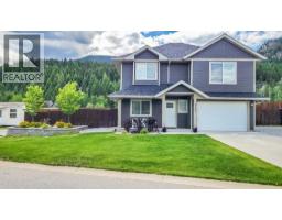 4208 16th Avenue, Castlegar, British Columbia