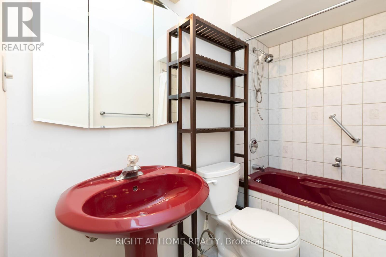 42 Vicora Linkway, Toronto, Ontario  M3C 1B1 - Photo 32 - C13448240