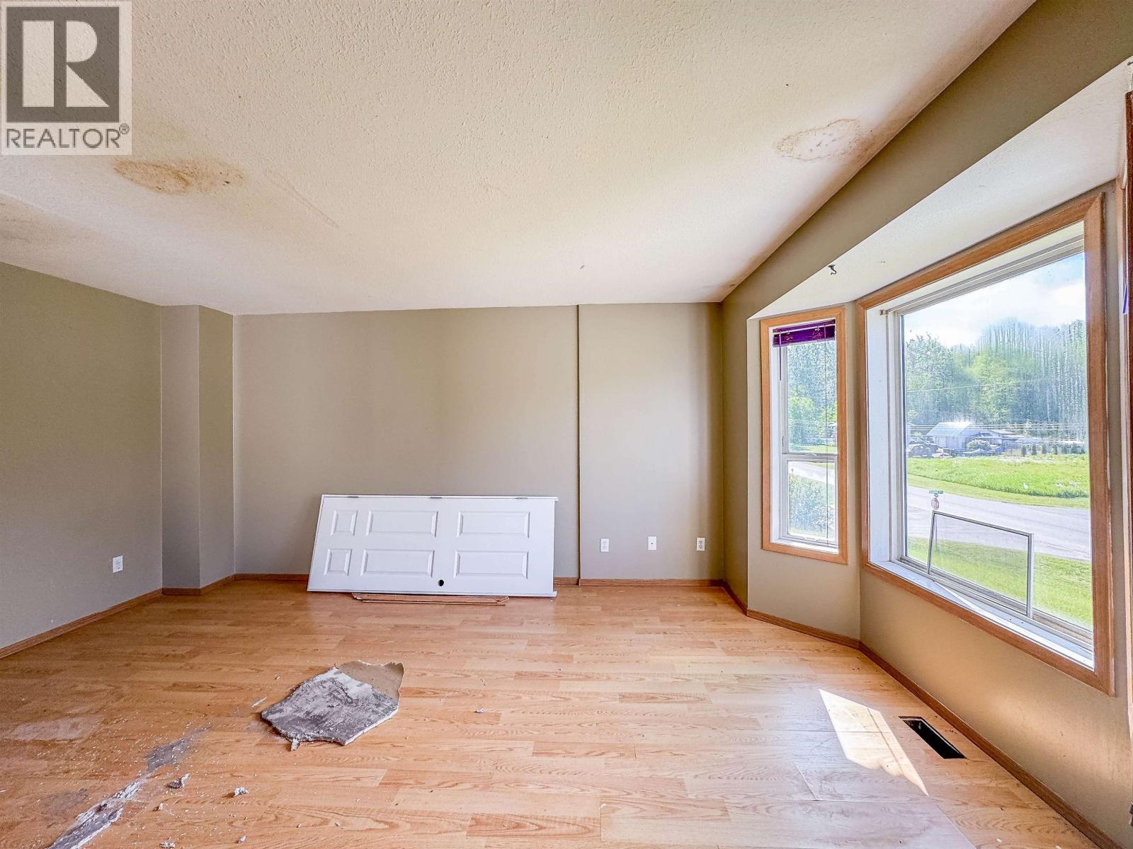 4879 9th Avenue, New Hazelton, British Columbia  V0J 2J0 - Photo 4 - R3136156