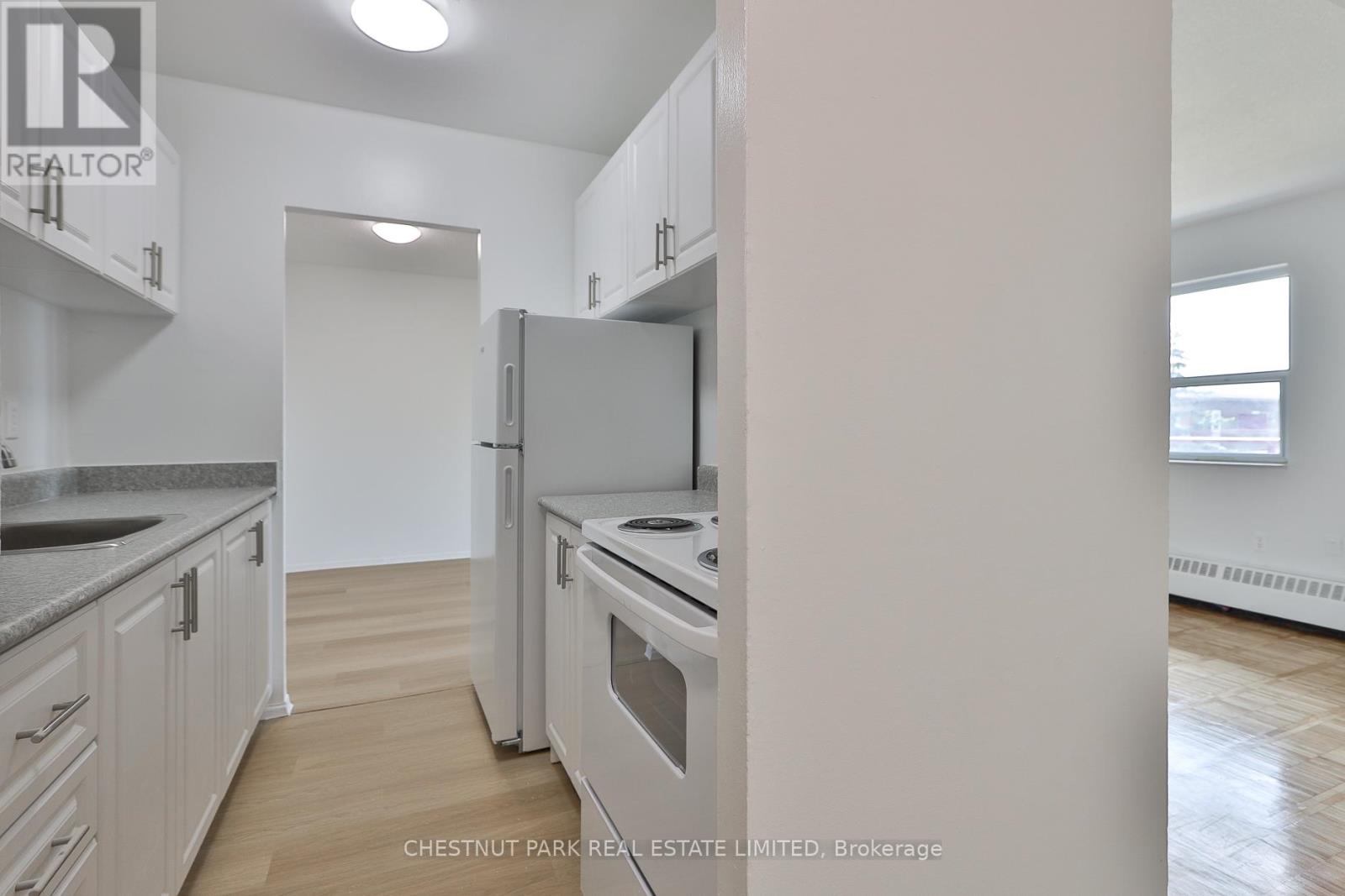 525 - 888 Glen Street, Oshawa, Ontario  L1J 5Z4 - Photo 4 - E13448238