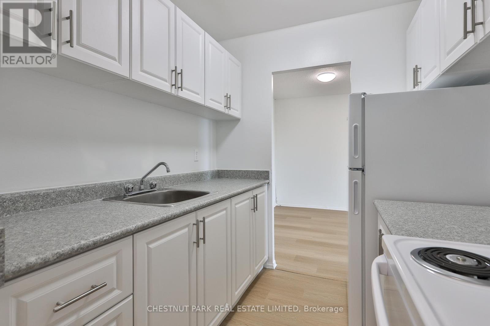 525 - 888 Glen Street, Oshawa, Ontario  L1J 5Z4 - Photo 6 - E13448238