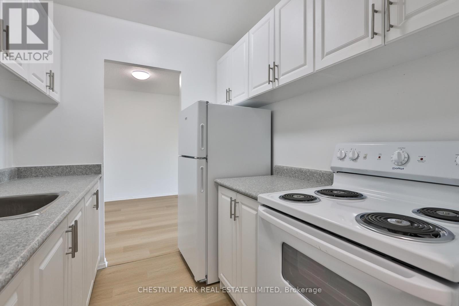 525 - 888 Glen Street, Oshawa, Ontario  L1J 5Z4 - Photo 7 - E13448238