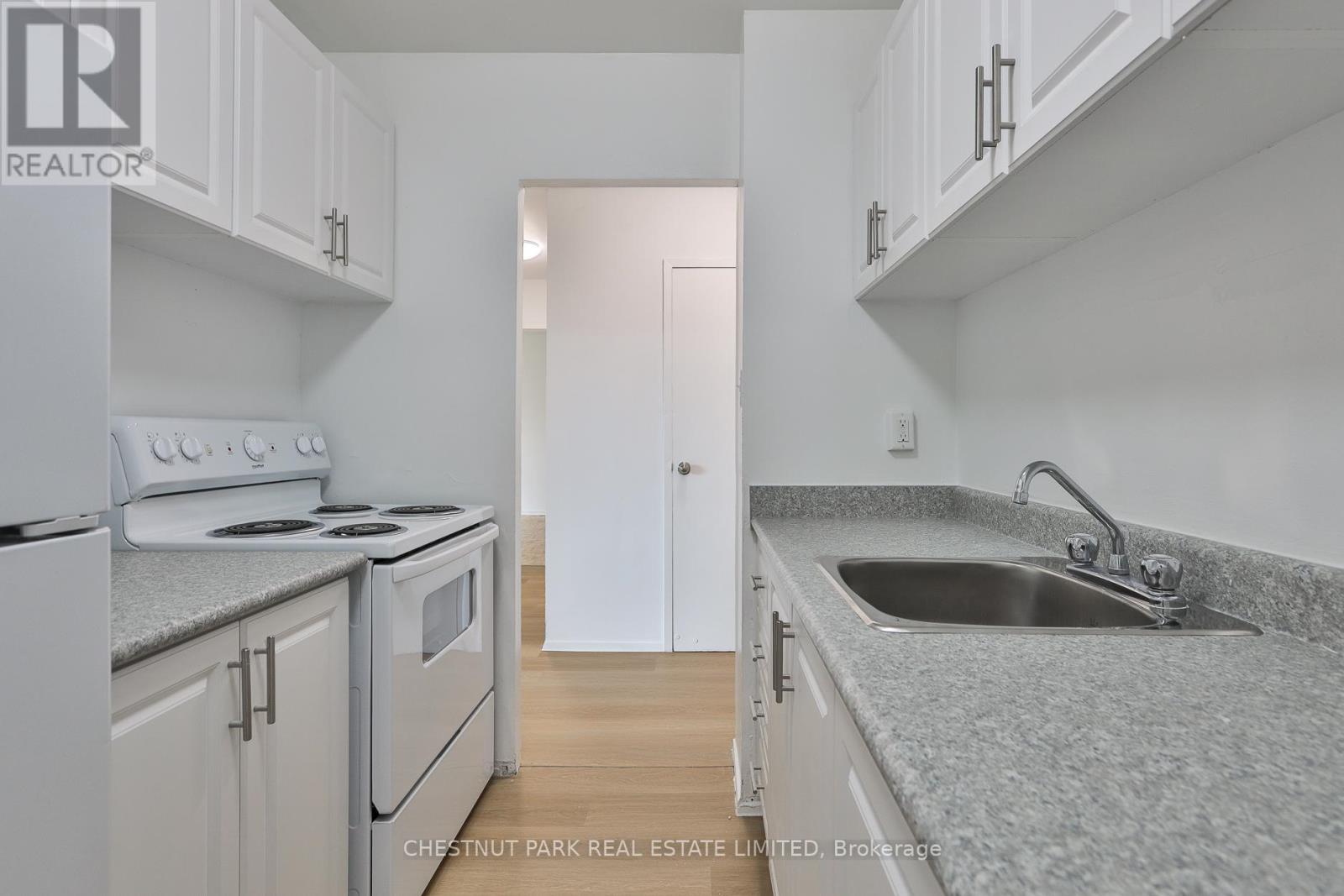 525 - 888 Glen Street, Oshawa, Ontario  L1J 5Z4 - Photo 8 - E13448238