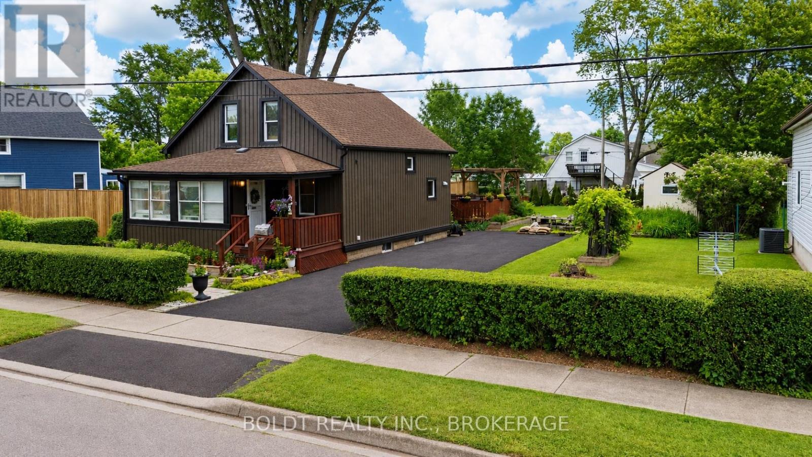 23 TORRANCE STREET, Fort Erie, Ontario