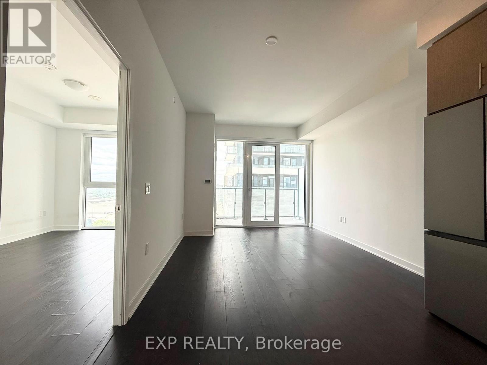 902 - 105 Oneida Crescent, Richmond Hill, Ontario  L4B 0H6 - Photo 8 - N13448248
