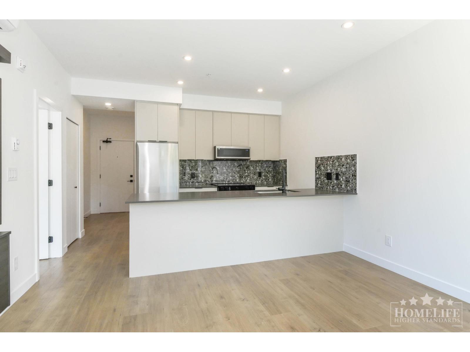 409 14398 60 Avenue, Surrey, British Columbia  V3X 2N5 - Photo 5 - R3136190