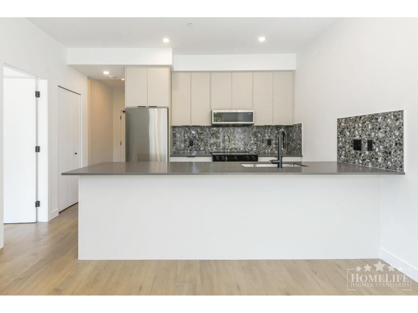 409 14398 60 Avenue, Surrey, British Columbia  V3X 2N5 - Photo 6 - R3136190