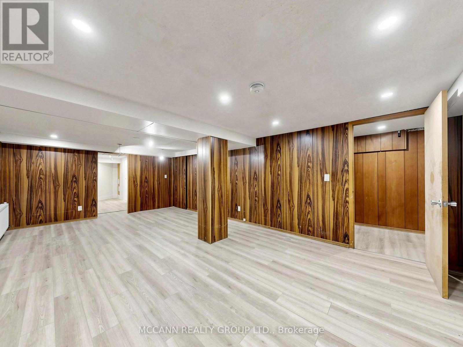 310 St Germain Avenue, Toronto, Ontario  M5M 1W3 - Photo 30 - C13447678