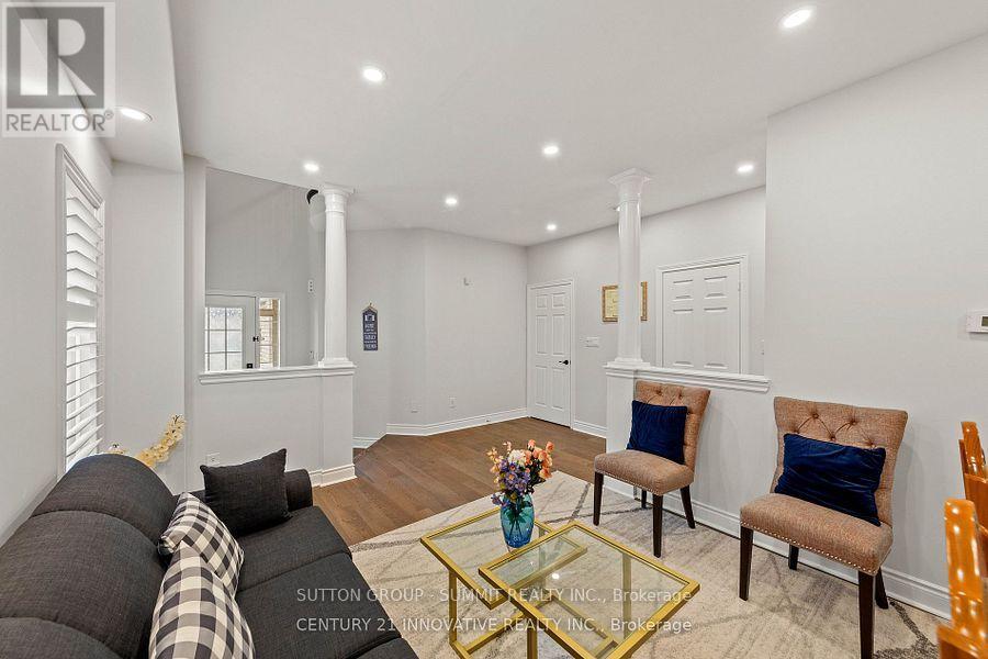 3265 Cabano Crescent N, Mississauga, Ontario  L5M 0B9 - Photo 9 - W13445998