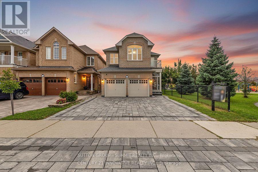 3265 Cabano Crescent N, Mississauga, Ontario  L5M 0B9 - Photo 2 - W13445998