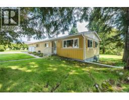 2625 6th Avenue, Castlegar, British Columbia