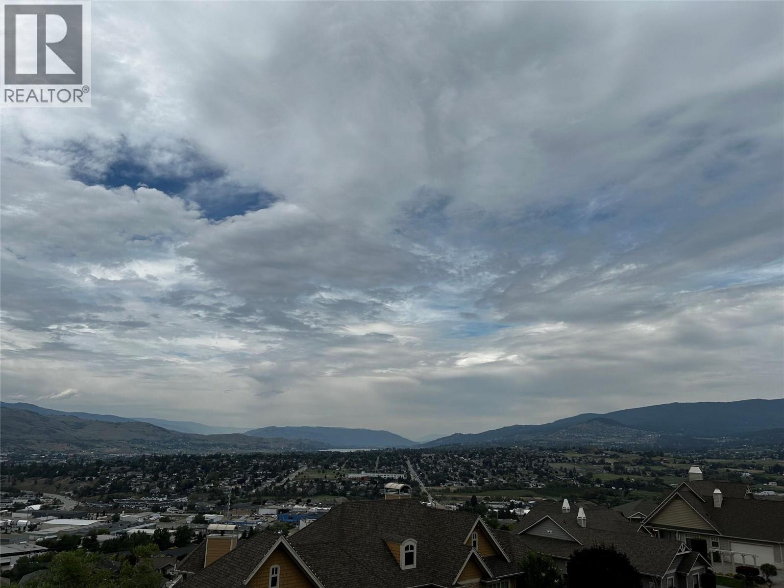 1040 Mt Revelstoke Place Unit# 15, Vernon, British Columbia  V1B 4E3 - Photo 21 - 10391394