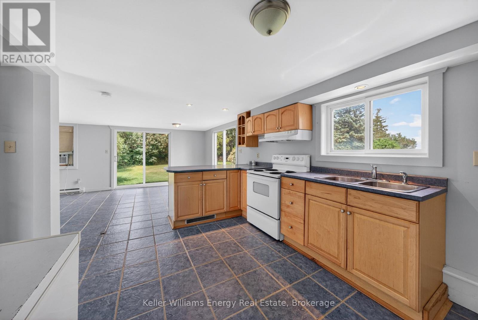 3753 County Rd 13, Prince Edward County, Ontario  K0K 2T0 - Photo 33 - X13448376