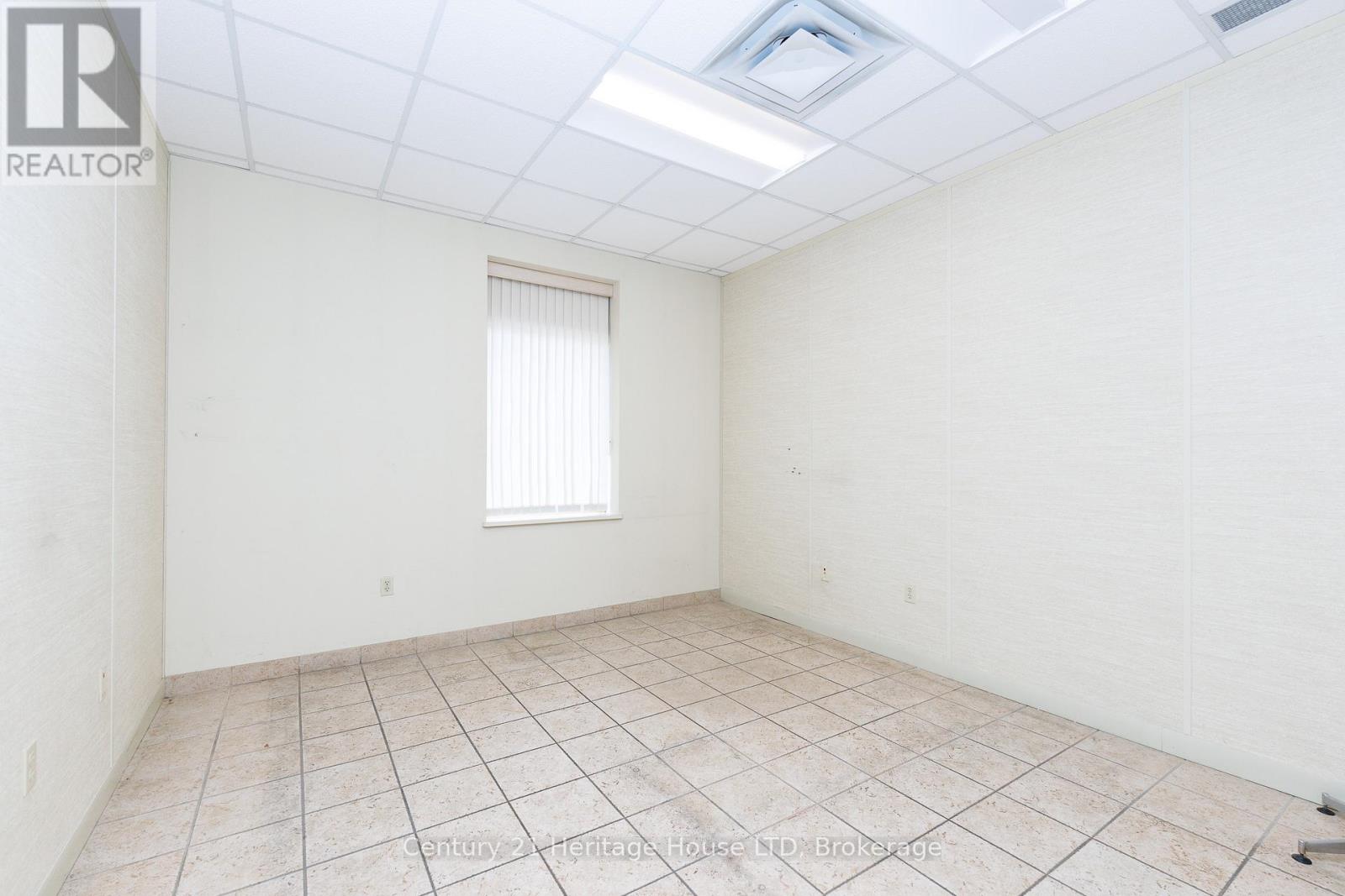 1767 Pettit Road, Fort Erie, Ontario  L2A 5M4 - Photo 36 - X13018886