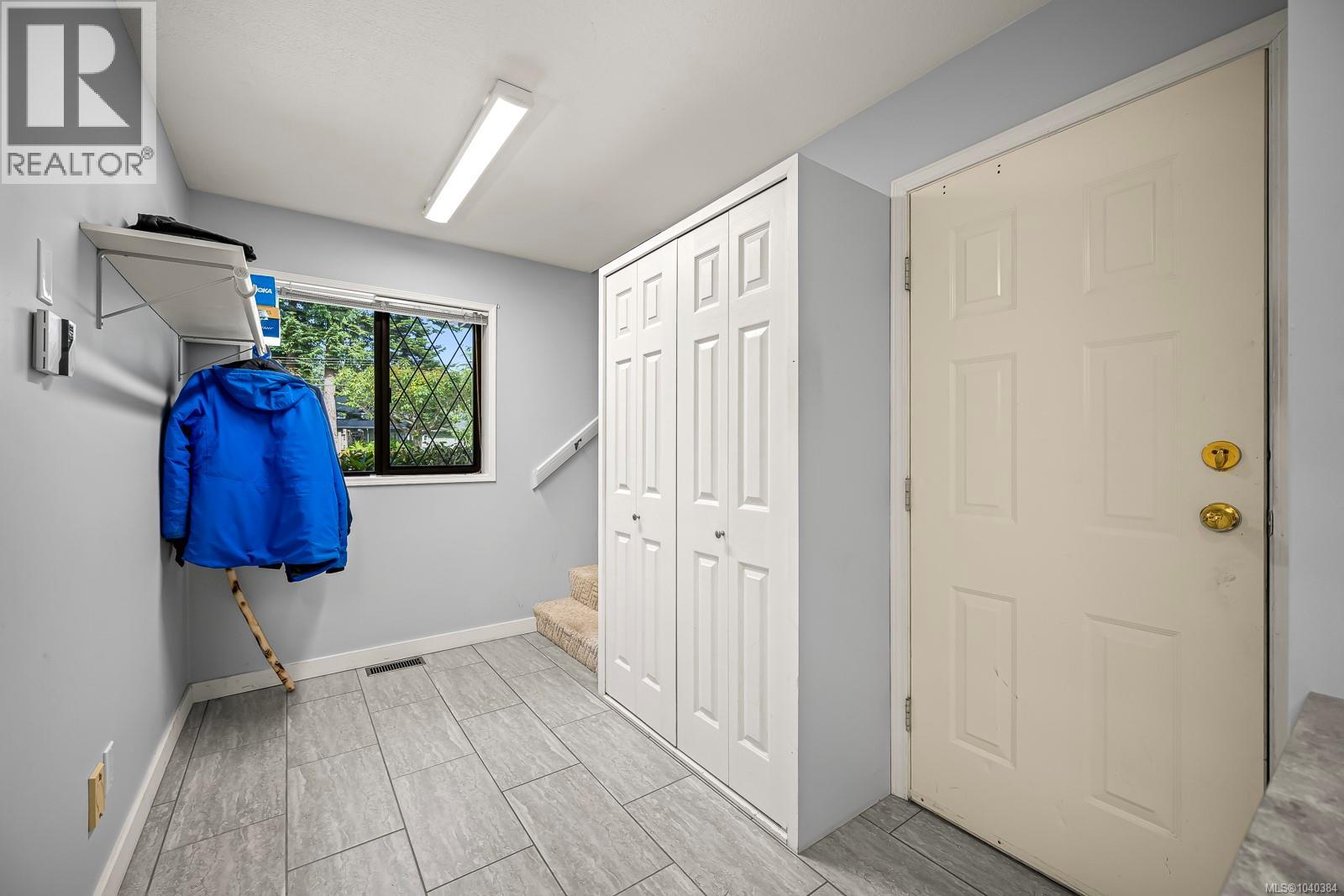 8859 Henderson Ave, Black Creek, British Columbia  V9J 1A6 - Photo 44 - 1040384