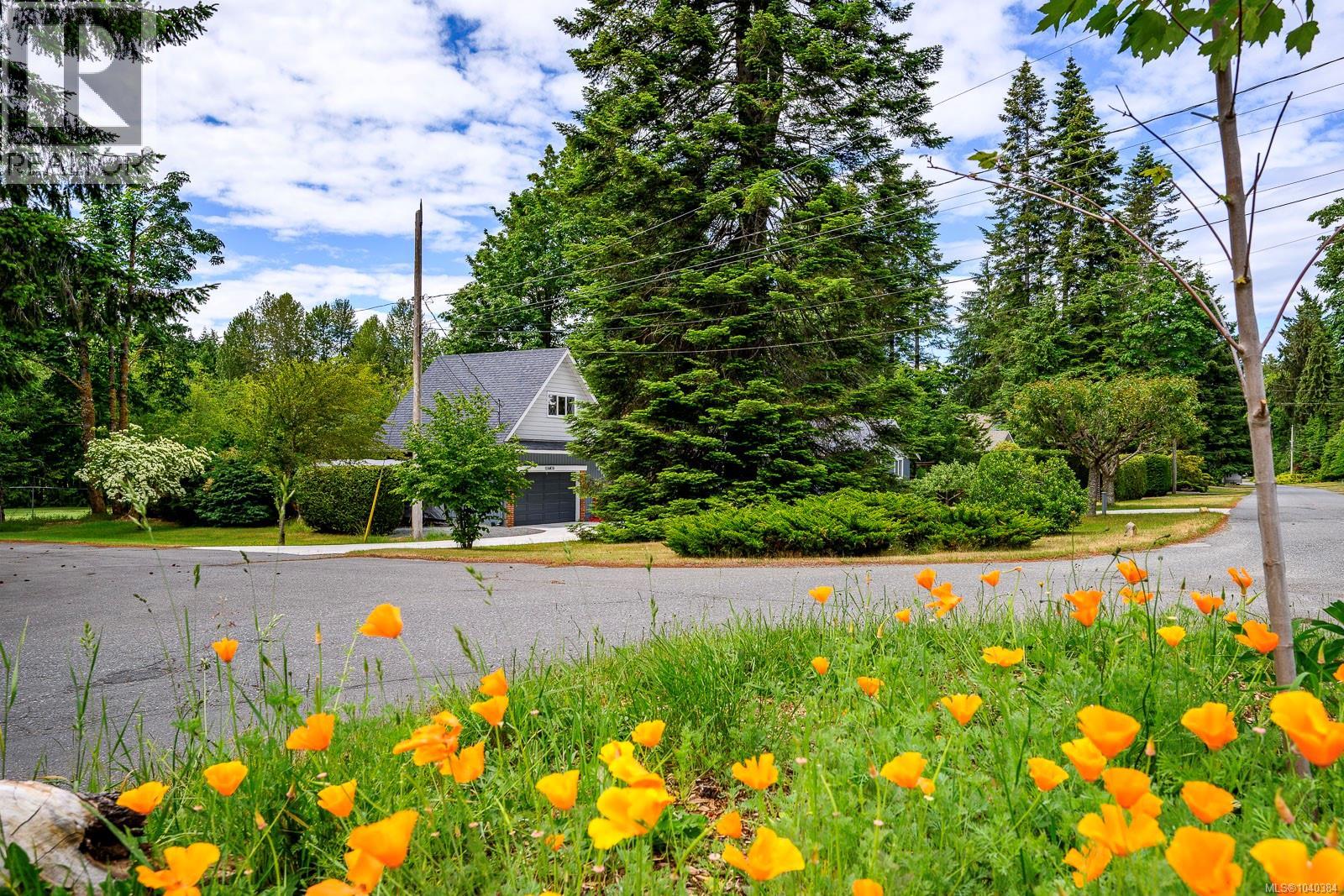 8859 Henderson Ave, Black Creek, British Columbia  V9J 1A6 - Photo 45 - 1040384