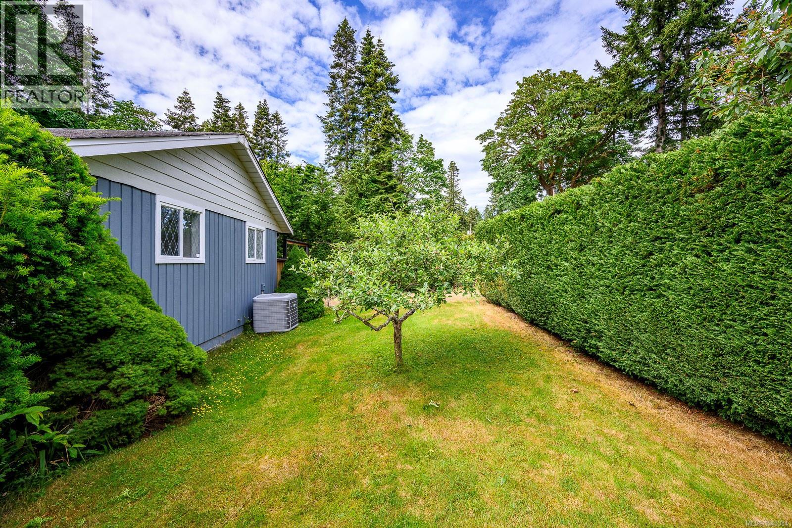 8859 Henderson Ave, Black Creek, British Columbia  V9J 1A6 - Photo 46 - 1040384