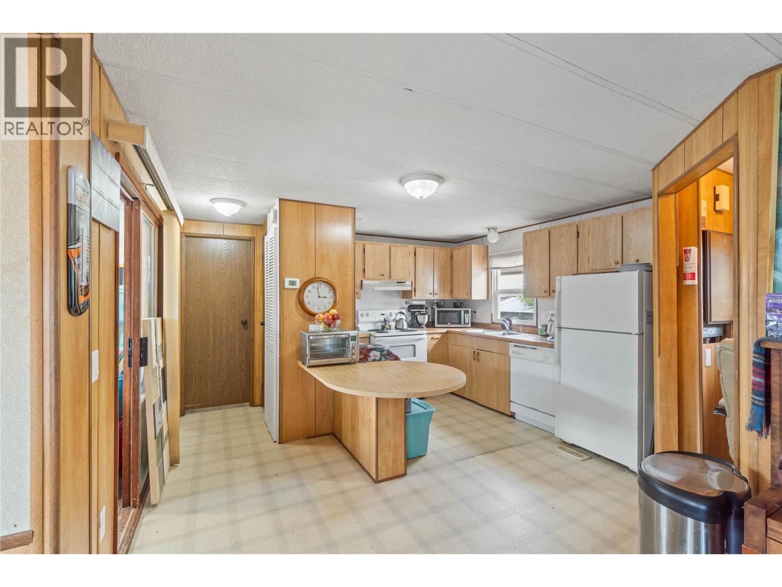13 Mars Drive Unit# 13m, Kamloops, British Columbia  V2B 1B3 - Photo 14 - 10390536