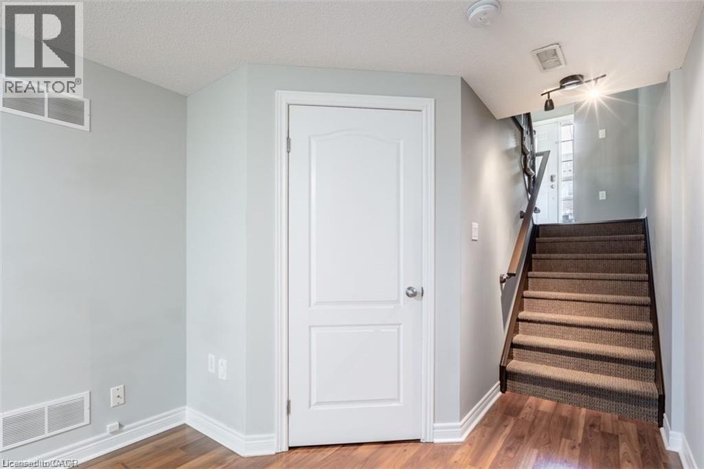 25 Liddycoat Lane, Ancaster, Ontario  L9G 0A7 - Photo 23 - 40839769
