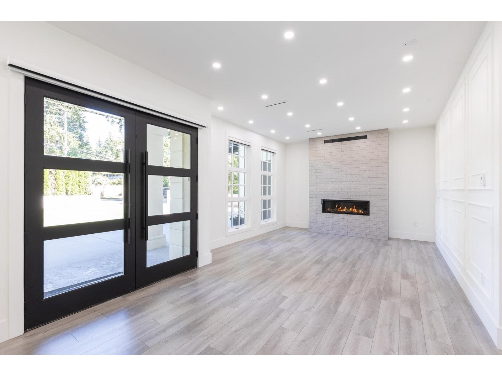 5573 125a Street, Surrey, British Columbia  V3X 1W4 - Photo 8 - R3135858