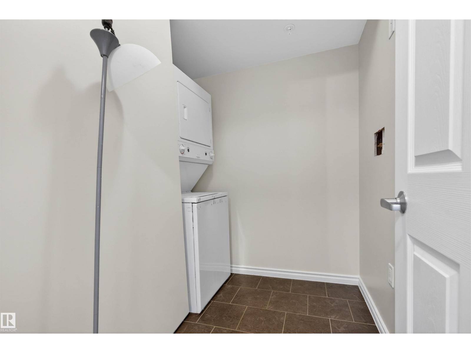 #210 10118 106 Av Nw, Edmonton, Alberta  T5H 0B8 - Photo 11 - E4493836