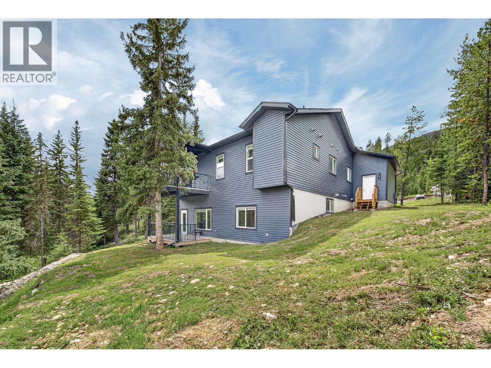 36 Driftwood Place, Elkford, British Columbia  V0B 1H0 - Photo 61 - 10389419