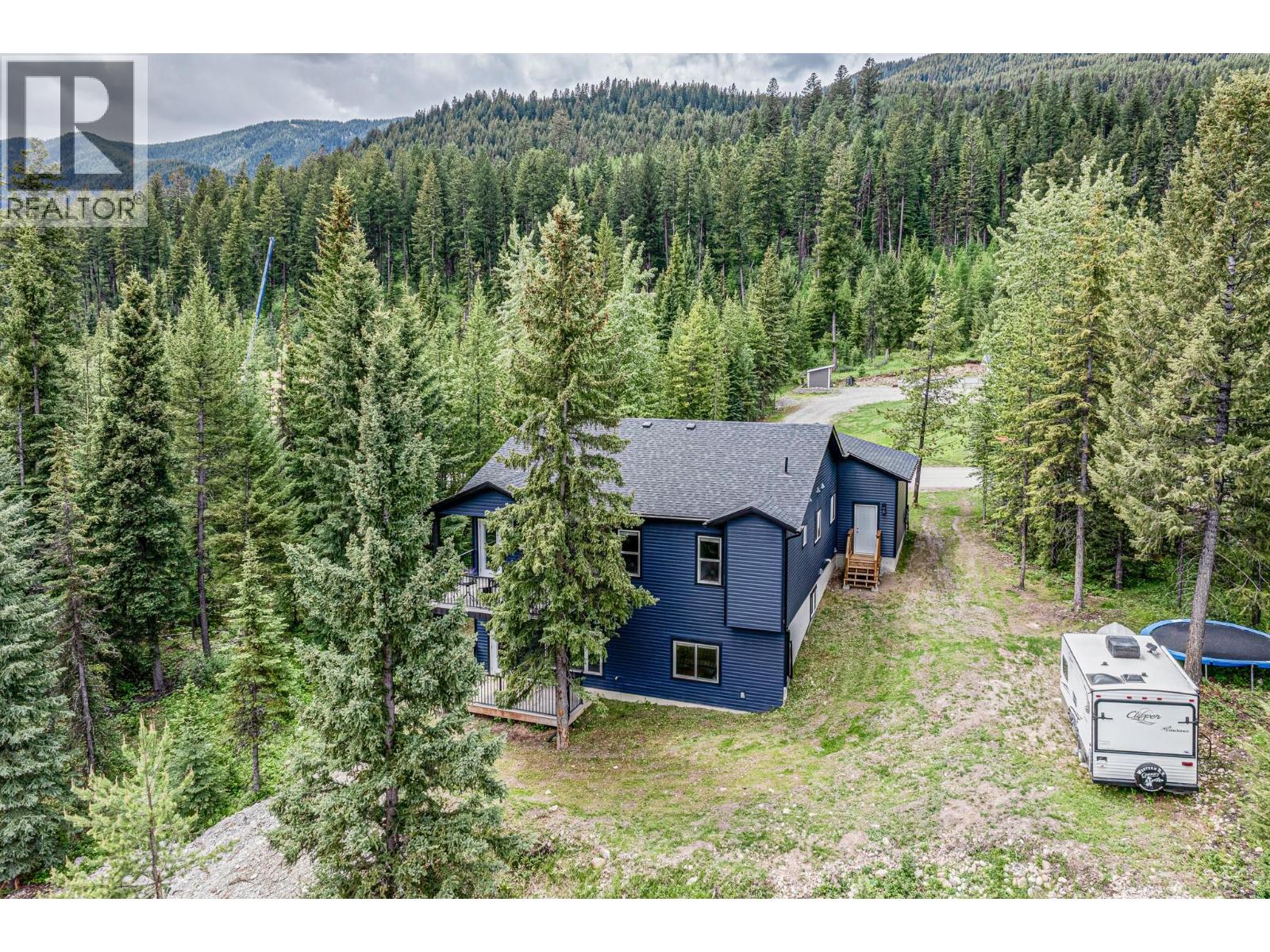 36 Driftwood Place, Elkford, British Columbia  V0B 1H0 - Photo 74 - 10389419