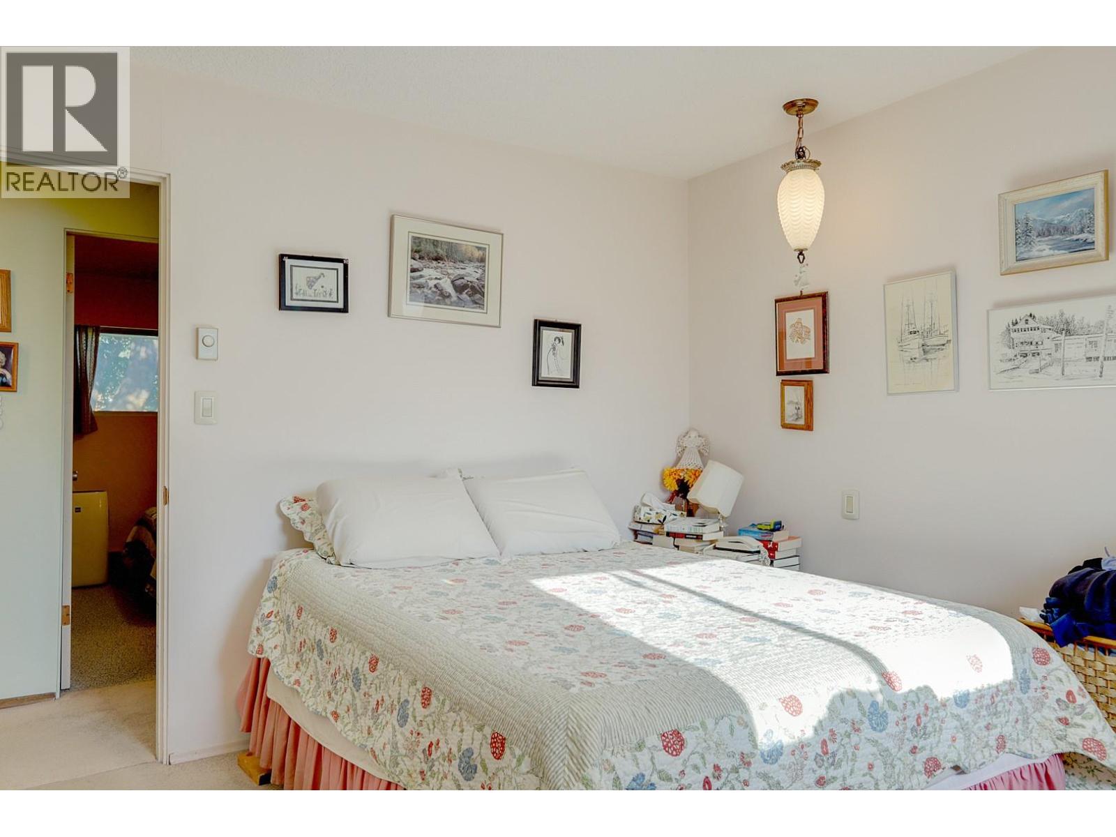 2703 18 Street, Vernon, British Columbia  V1T 4A3 - Photo 30 - 10390758