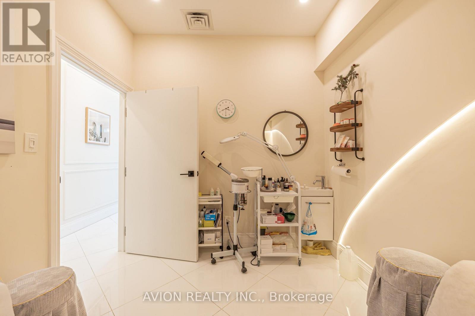 515 Wilson Avenue, Toronto, Ontario  M3H 1V1 - Photo 14 - C13448276