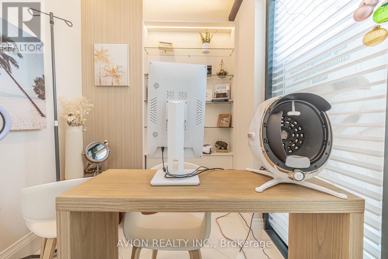 515 Wilson Avenue, Toronto, Ontario  M3H 1V1 - Photo 9 - C13448276