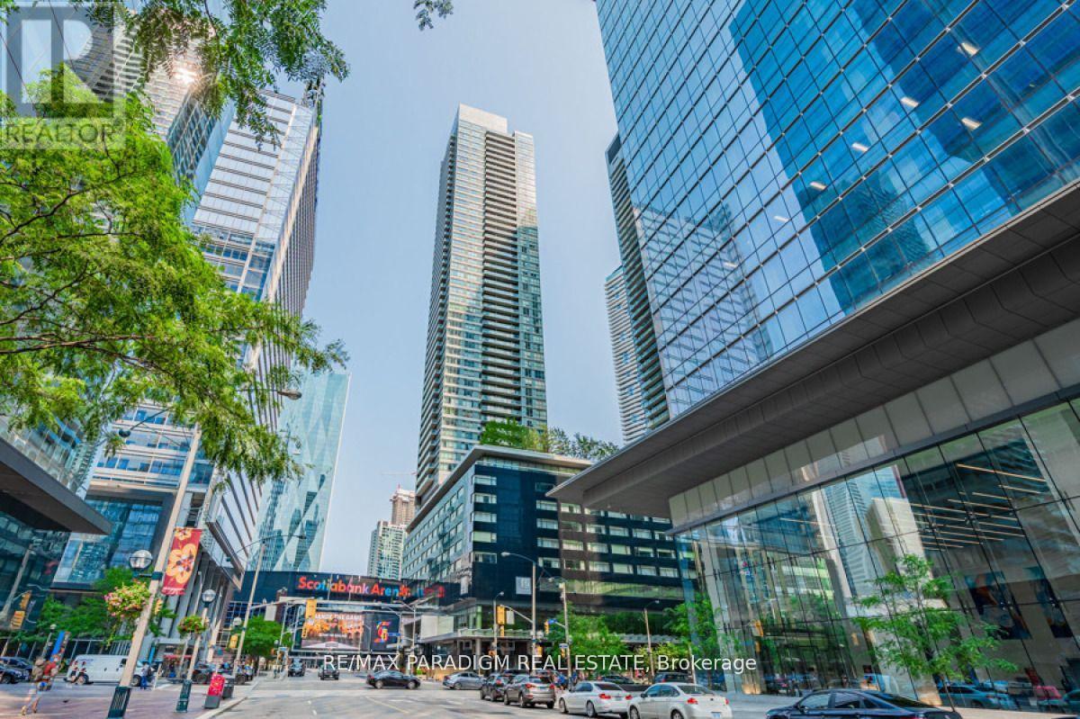 1111 - 55 BREMNER BOULEVARD, Toronto, Ontario