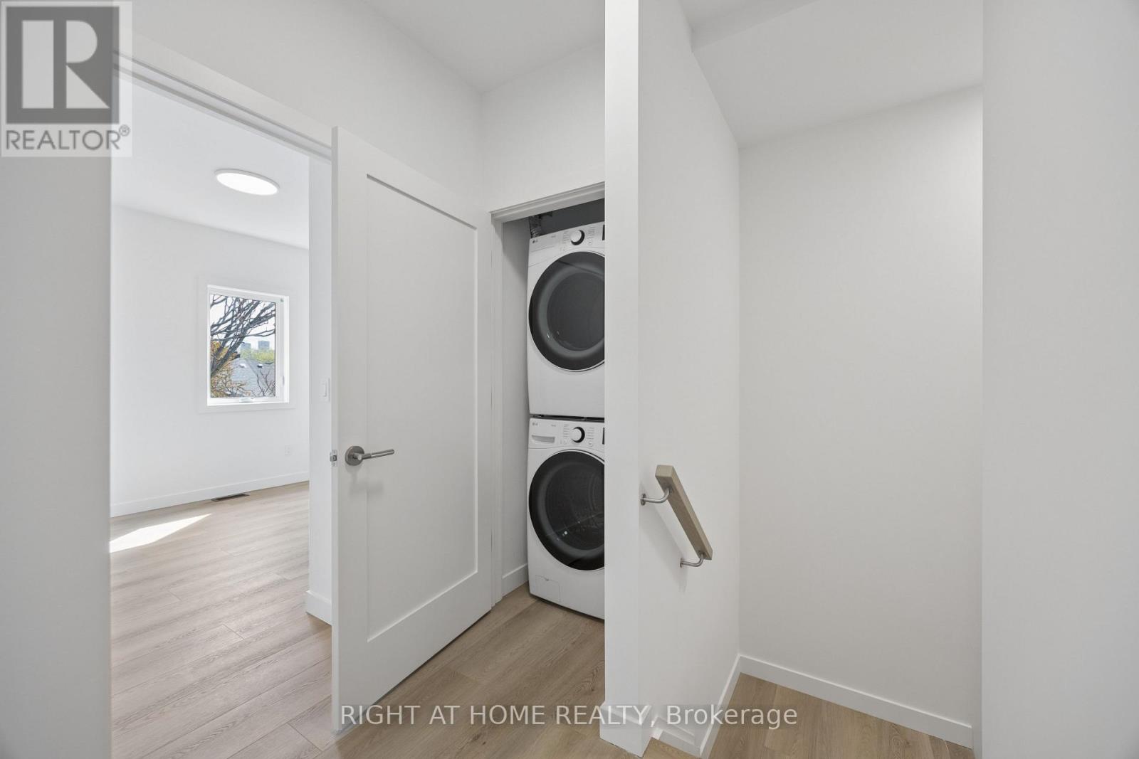 5 - 91 Barton Avenue, Toronto, Ontario  M6G 1P7 - Photo 10 - C13448340
