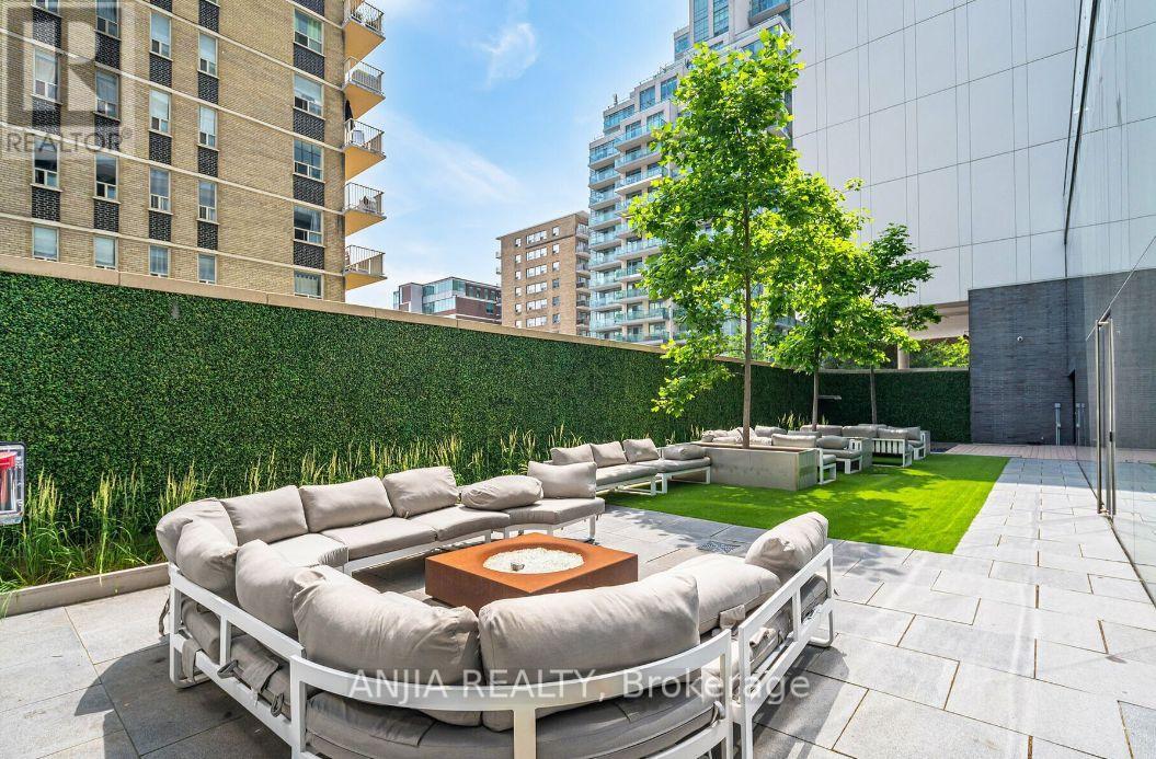 312 - 185 Roehampton Avenue, Toronto, Ontario  M4P 0C6 - Photo 8 - C13448352