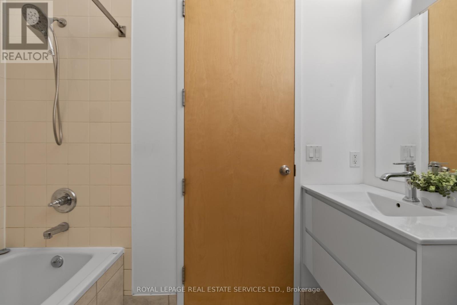 501 - 135 Dalhousie Street, Toronto, Ontario  M5B 2S1 - Photo 18 - C13448356