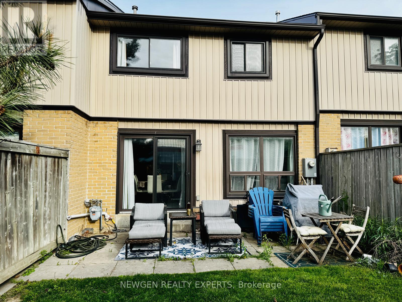 69 - 3510 South Millway, Mississauga, Ontario  L5L 3T9 - Photo 2 - W13448314