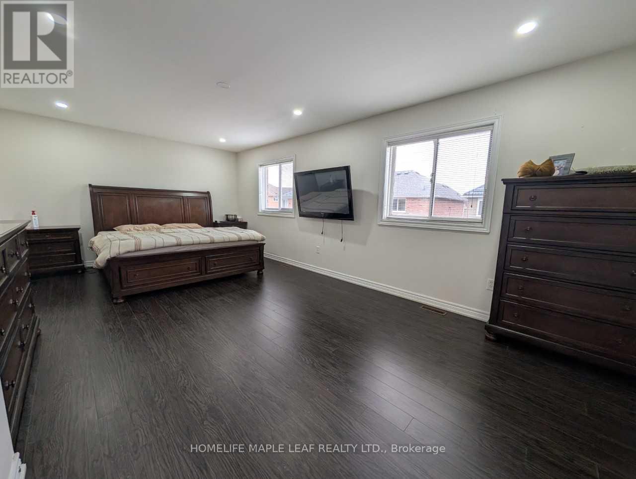 342 Van Kirk Drive, Brampton, Ontario L7A 1V5 - Photo 10 - W13448344
